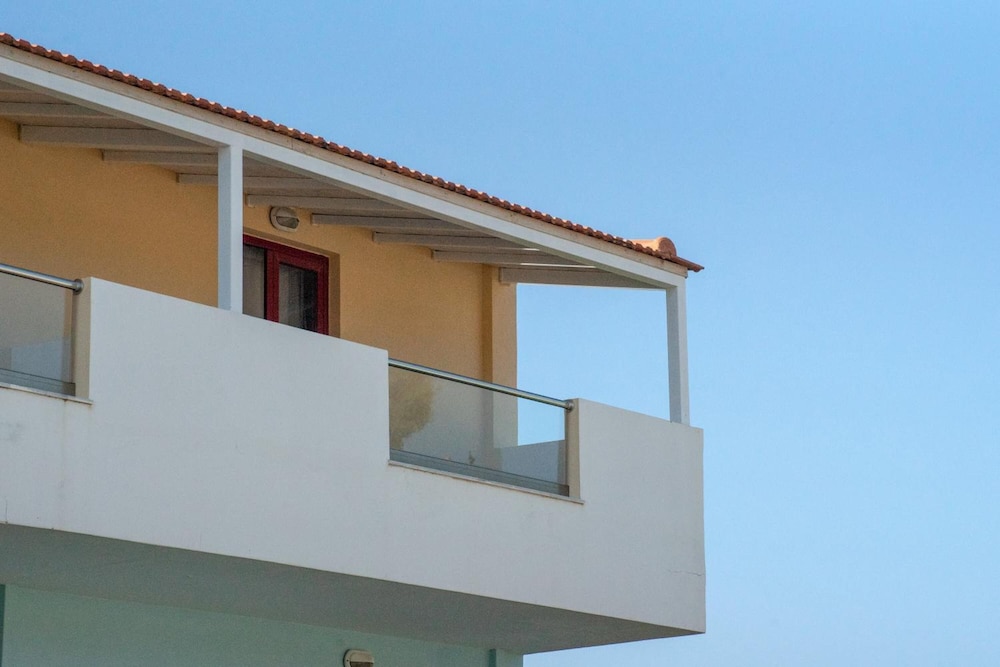 Thalassi Hotel