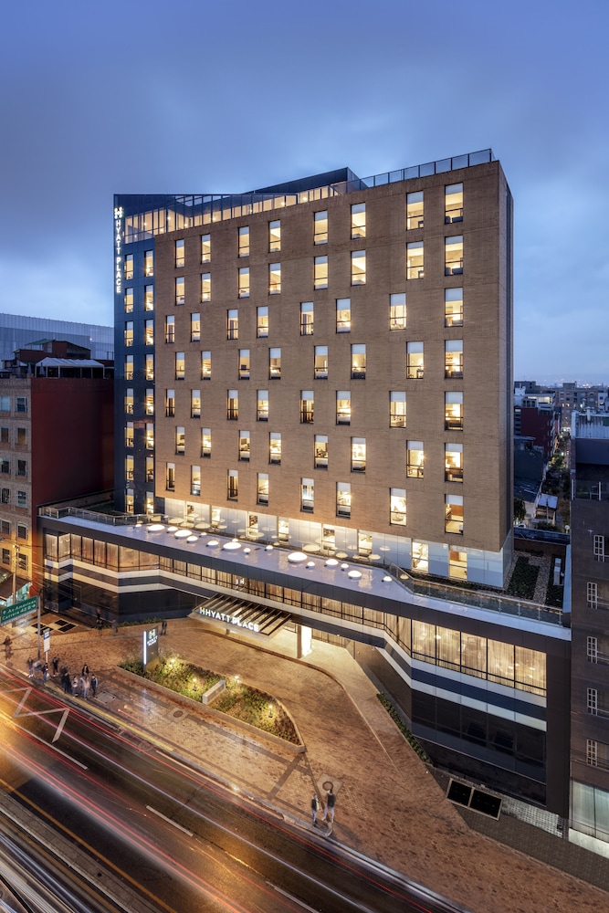 Hyatt Place Bogota Convention Center 3/50