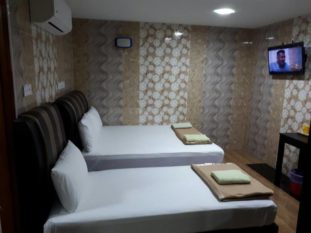Putra Heights New Wave Hotel 16/45