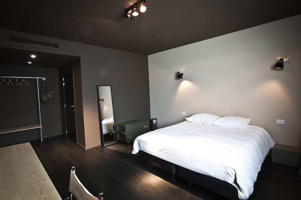 Hotel O Ieper 9/43