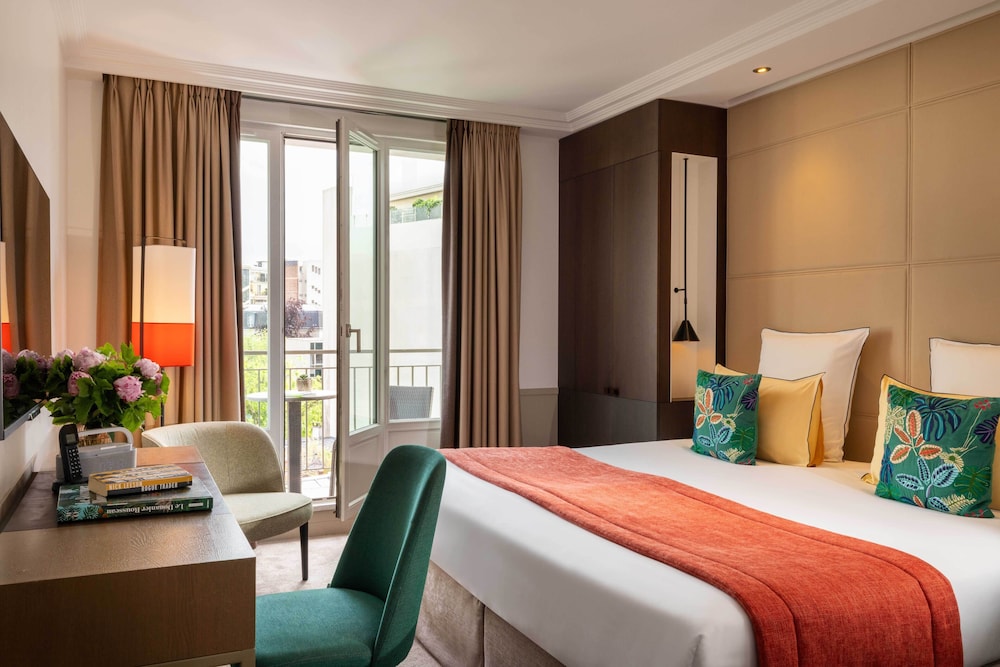 ROOM, DOUBLE BED, BALCONY