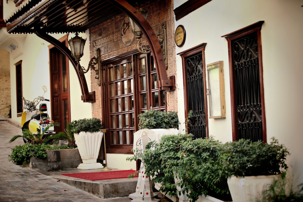 Dogan Hotel 72/72