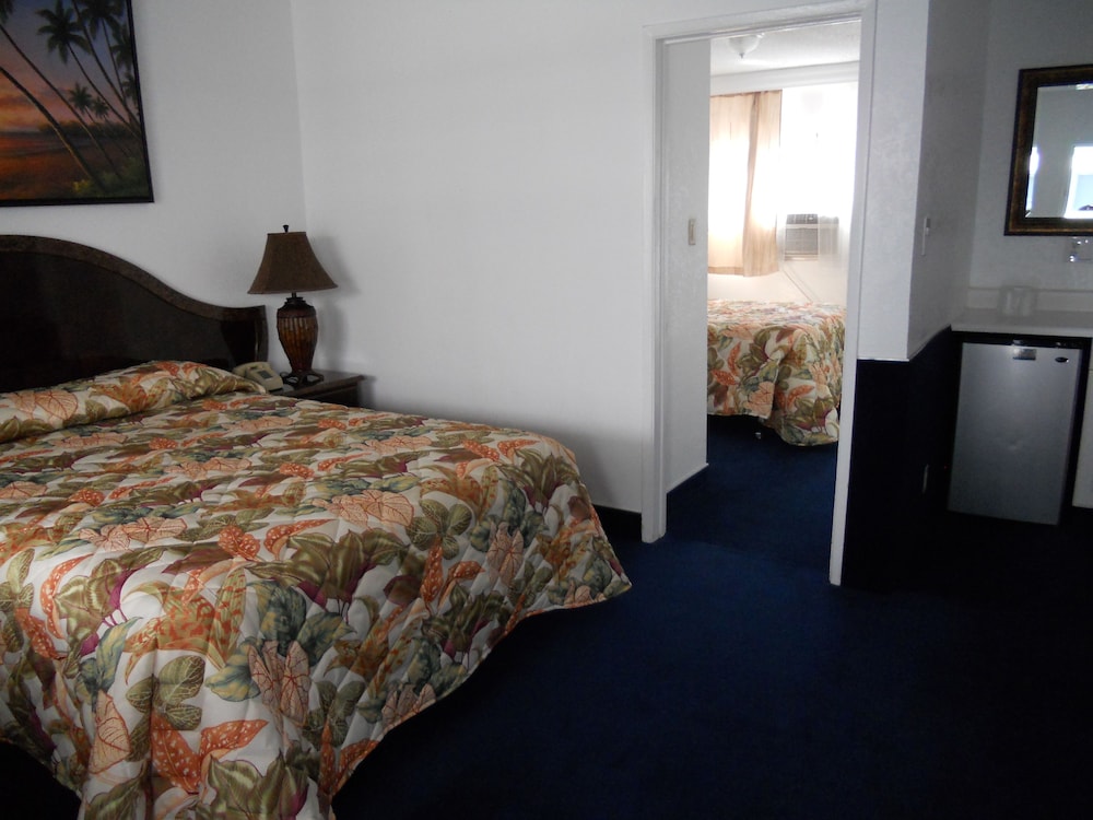 La Adventurer All Suite Hotel 5/27