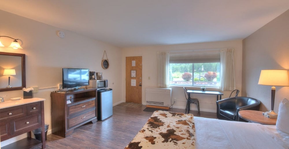 Alpine Trail Ridge Inn 52/74