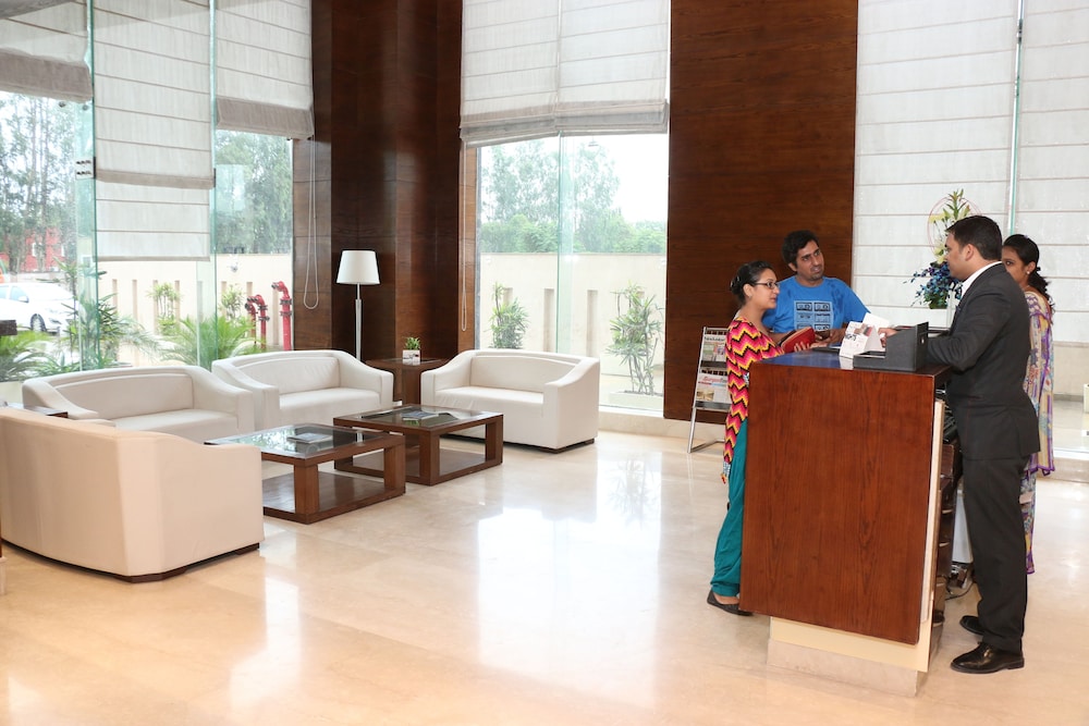 Country Inn And Suites By Radisson Bhiwadi 7/50