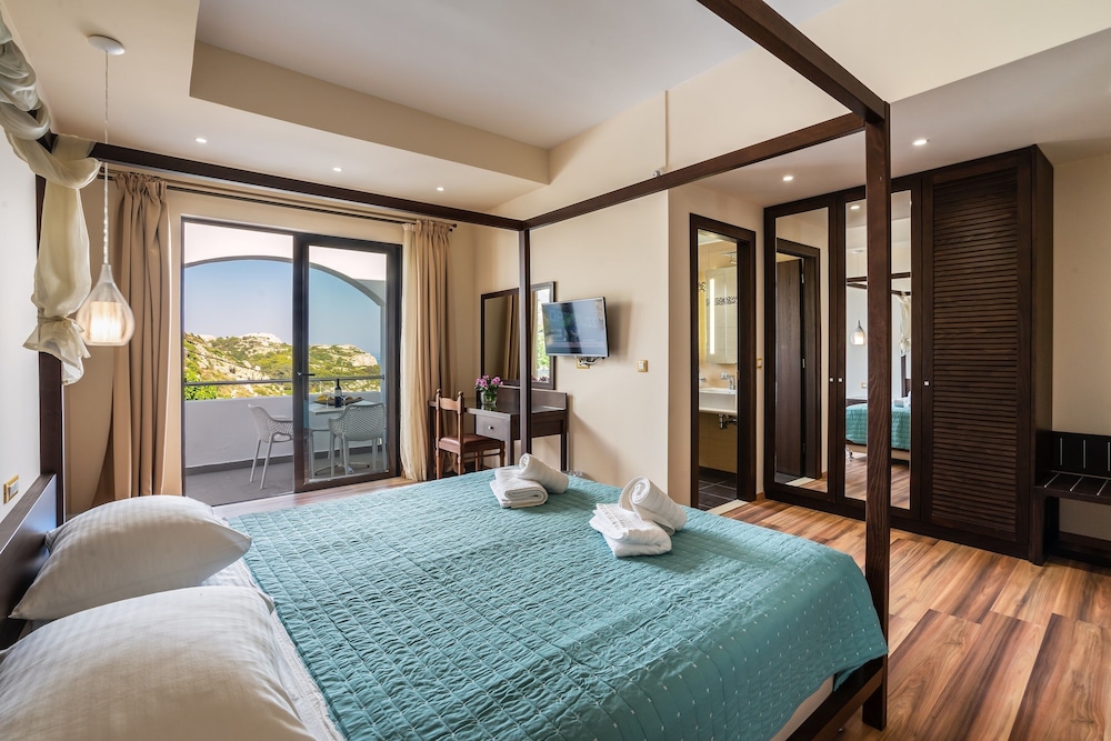 Ladiko Inn Hotel 27/62