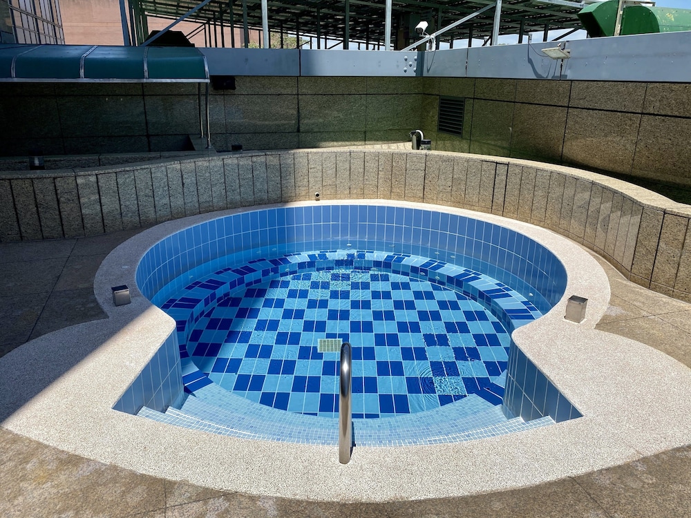 Evergreen Plaza Tainan 37/64