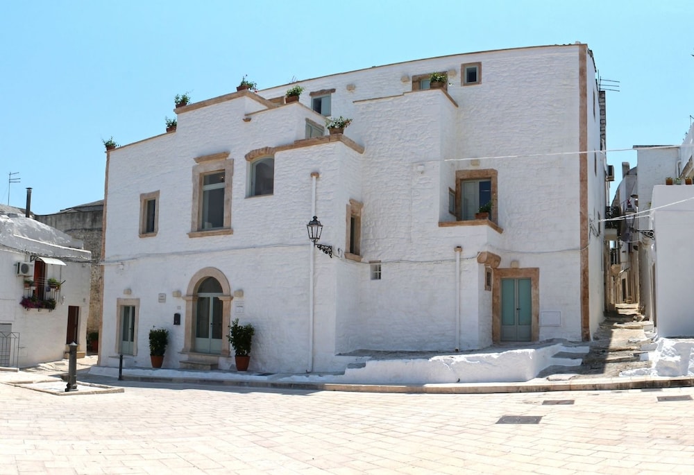 Palazzo Camarda 5/42