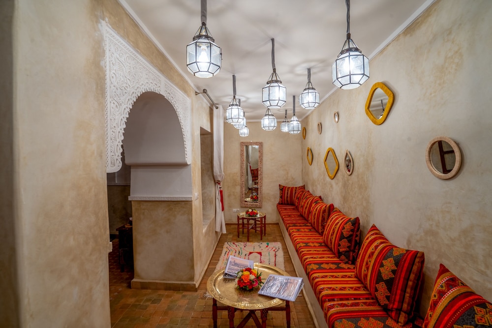 Riad les etoiles berberes 52/65
