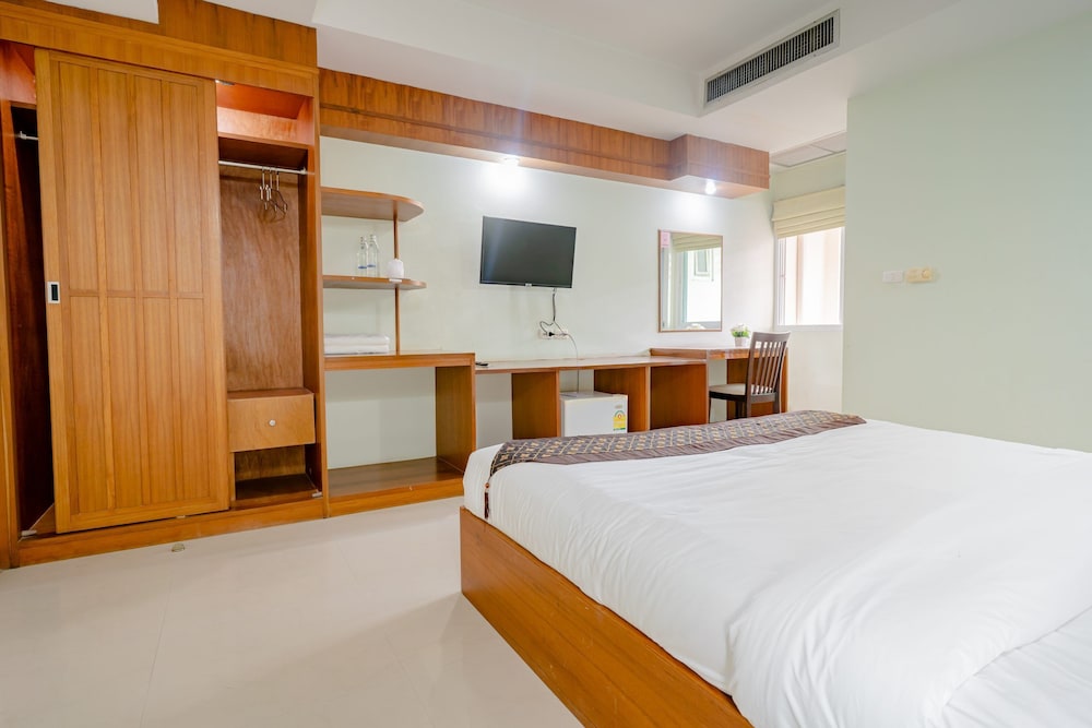 Sirin Hotel & Resident 13/50
