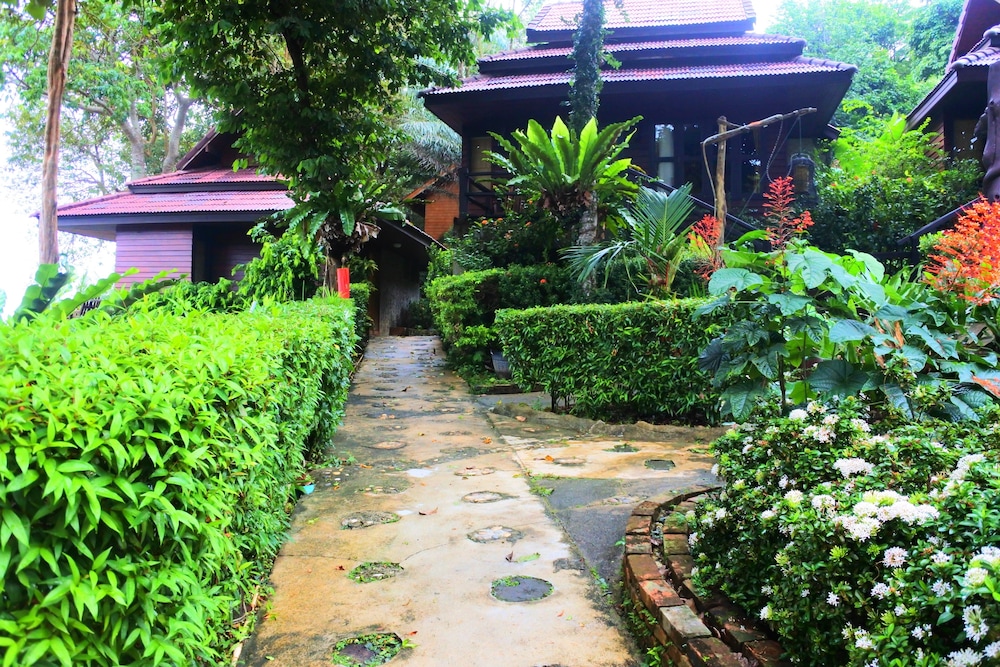 Baan Laanta Resort & Spa 56/69