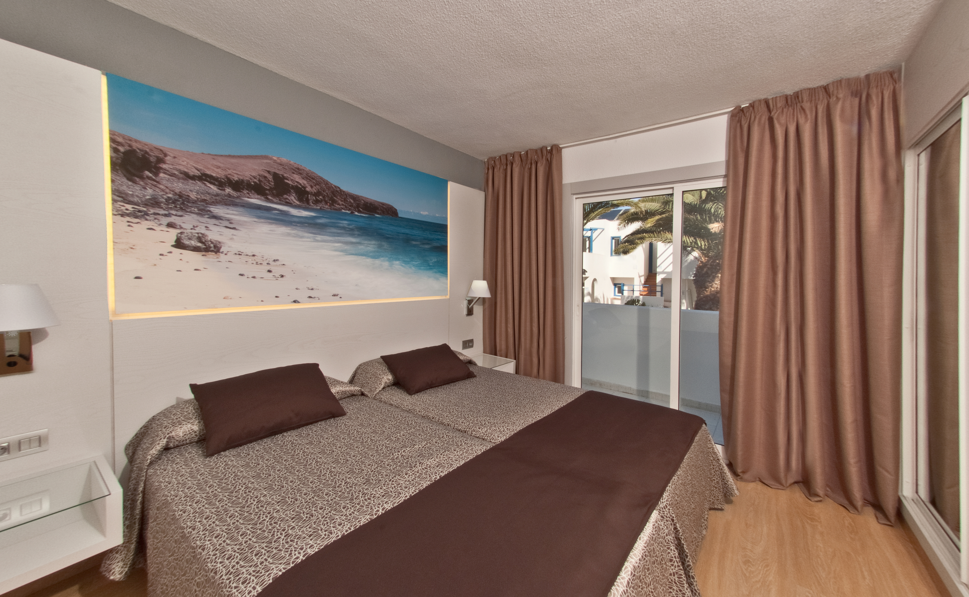 Hl Paradise Island Aparthotel 6/35