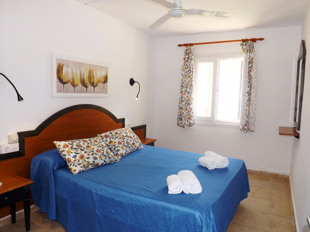 Nure Cel Blau Apartments 13/50