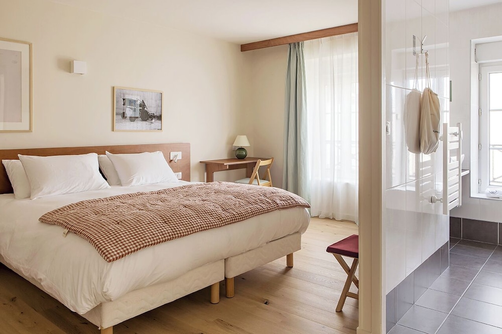 Hotel The Originals de la Paix Beaune 10/45