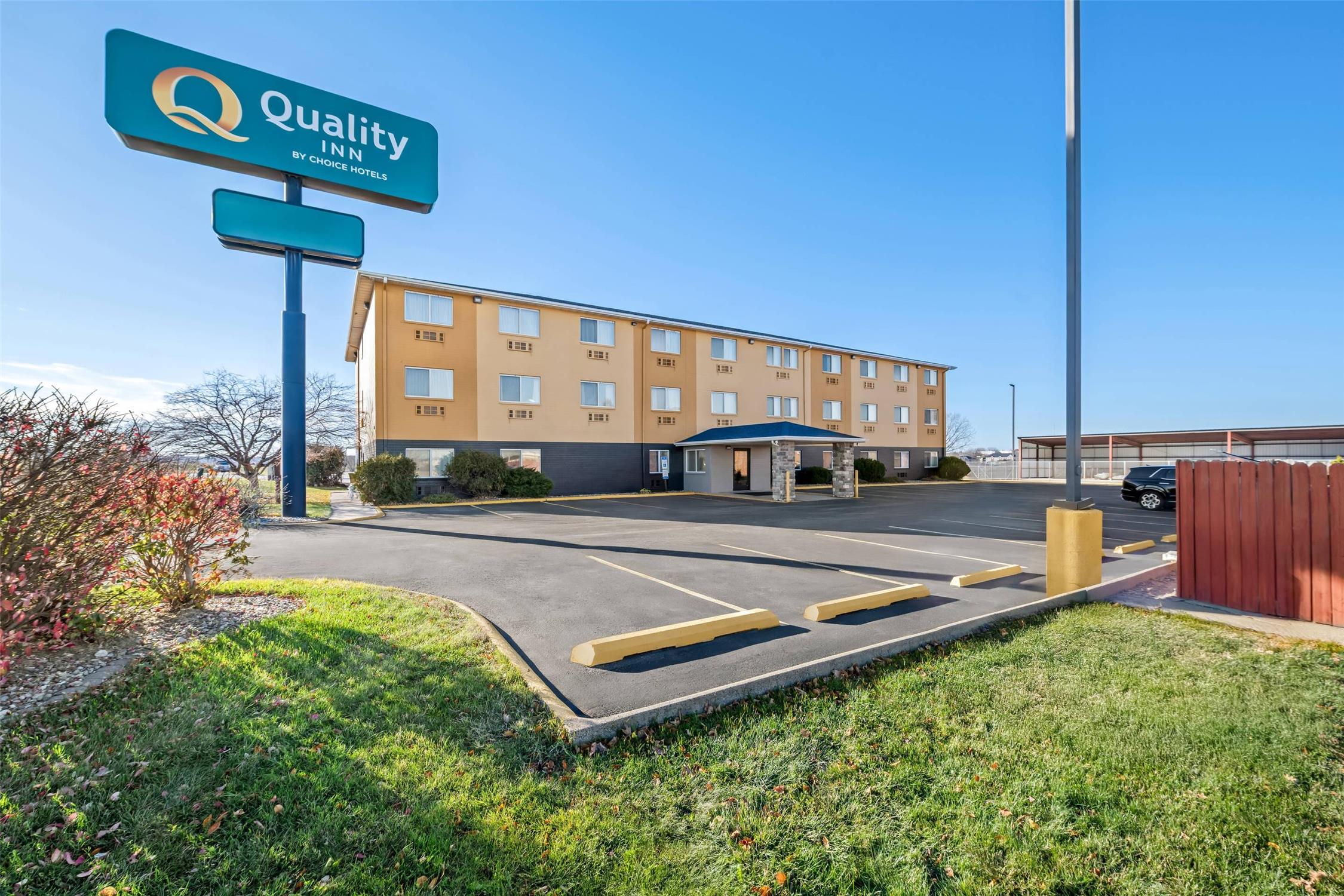 Quality Inn Dubuque On Hwy 20 36/38