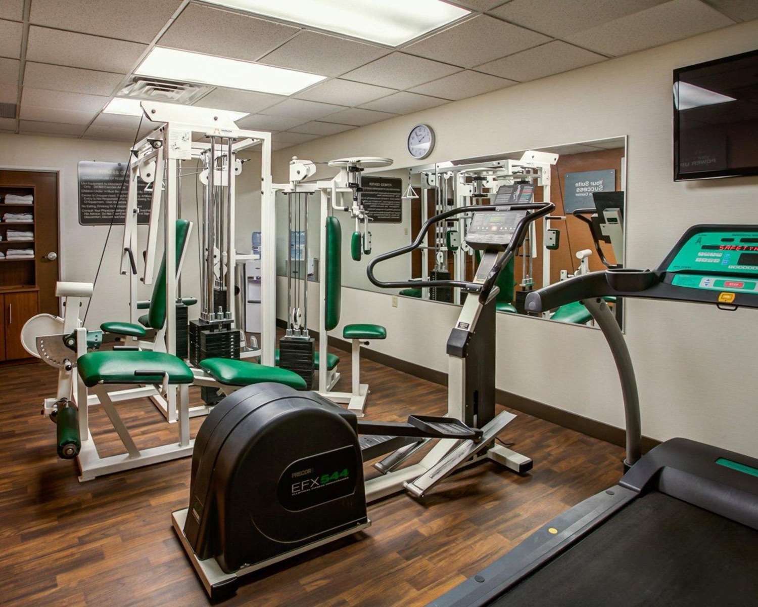 Comfort Suites Georgetown, KY 25/44
