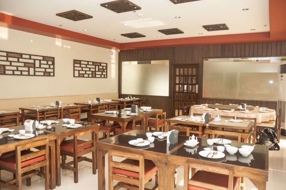 Asiatel Airport Hotel 59/60