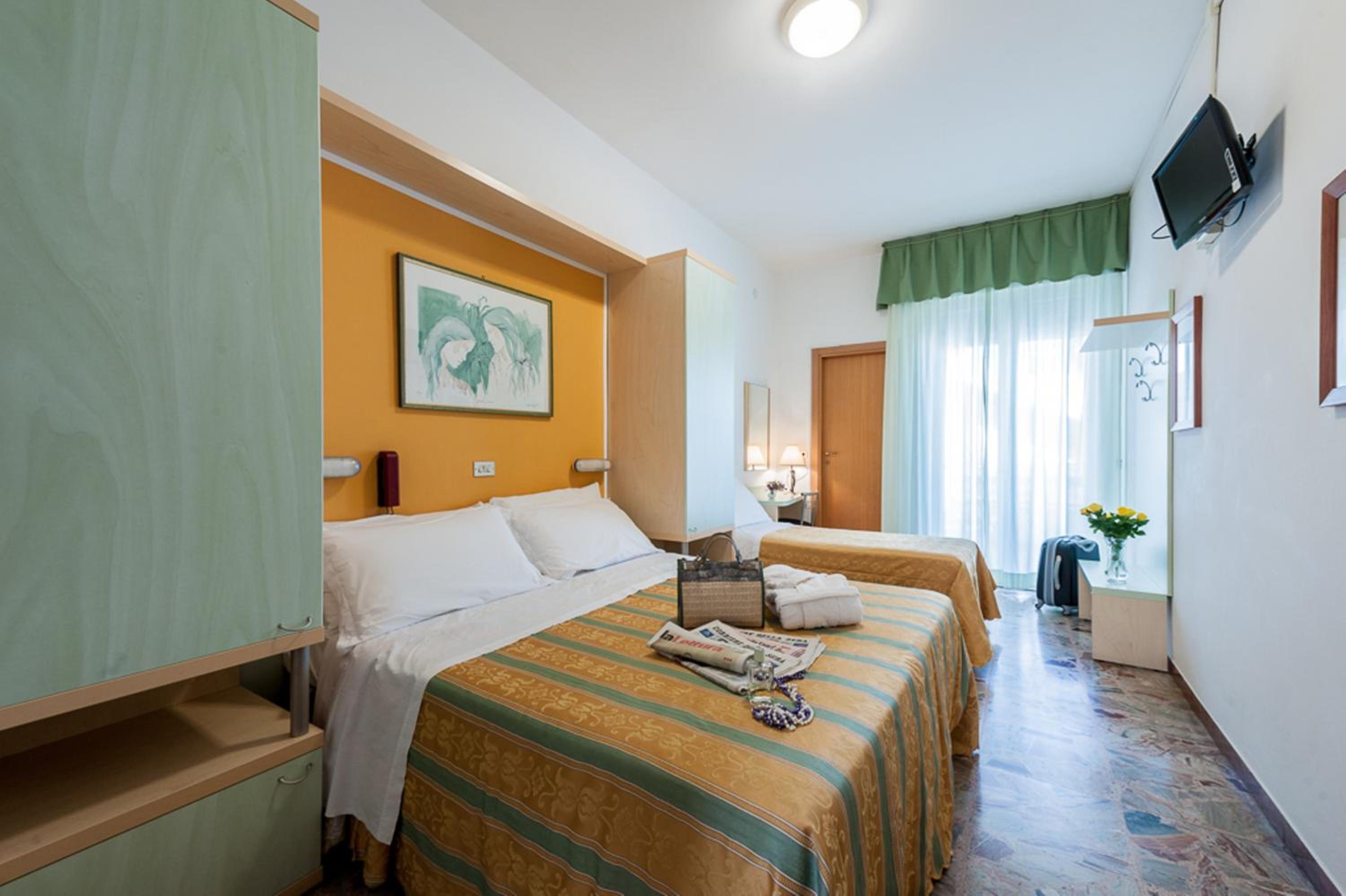 Hotel Cannes 15/50