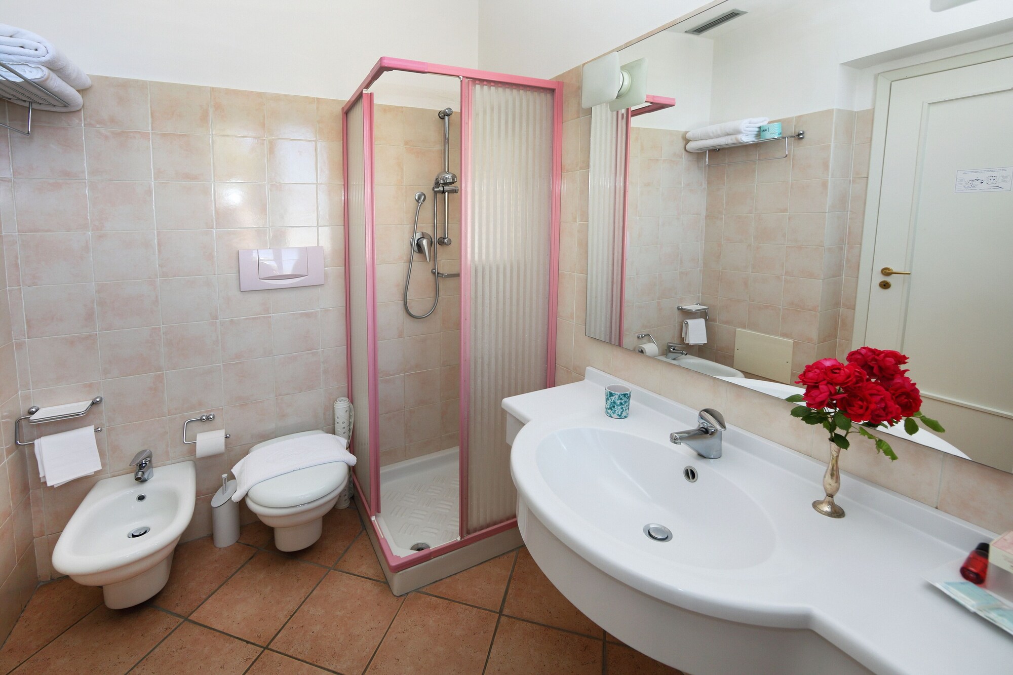 غرفة سوبيريور ثلاثية بثلاثة أسرّة، Villa Sonia Hotel 4/5
