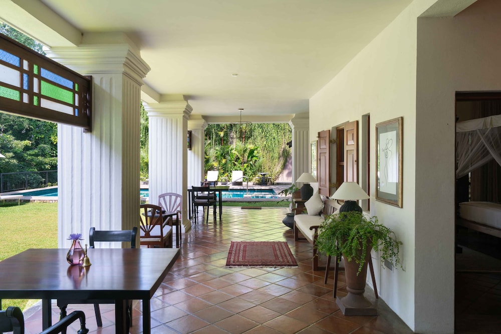 Taru Villas Kandy 34/50