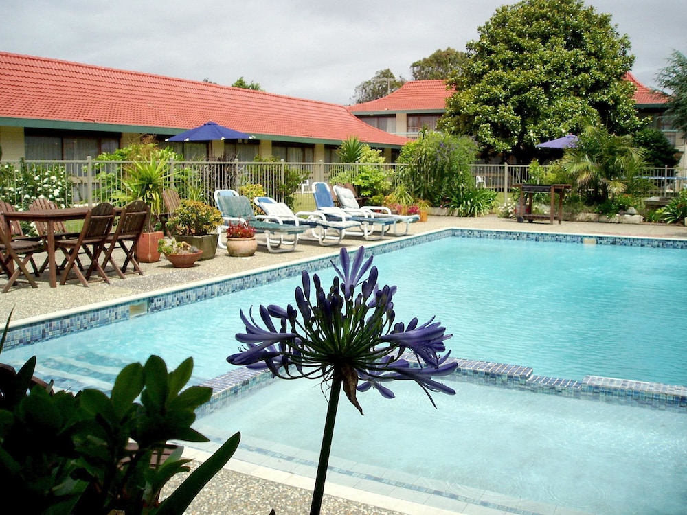 Airport Gold Star Motel 40/44