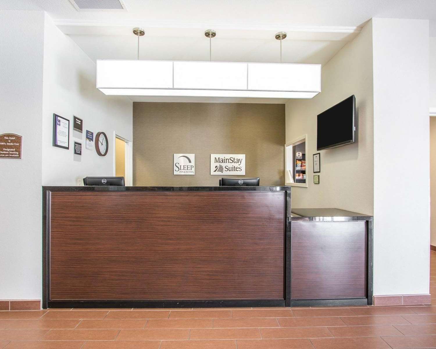 Mainstay Suites Meridian 2/43