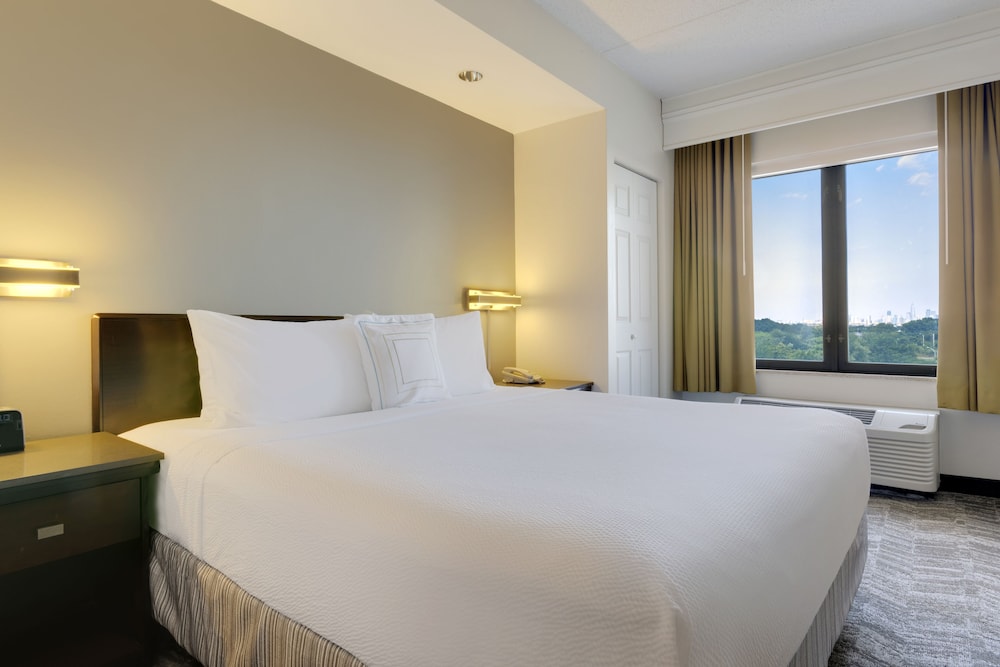 Springhill Suites By Marriott Newark Liberty International 11/45