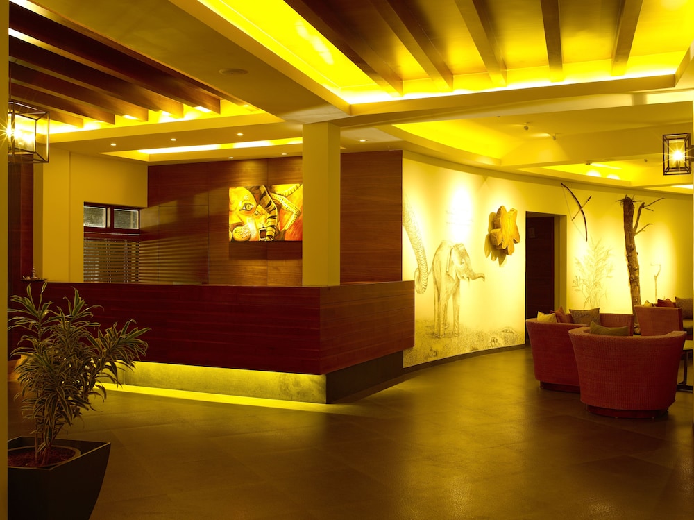 POETREE SAROVAR PORTICO 14/74