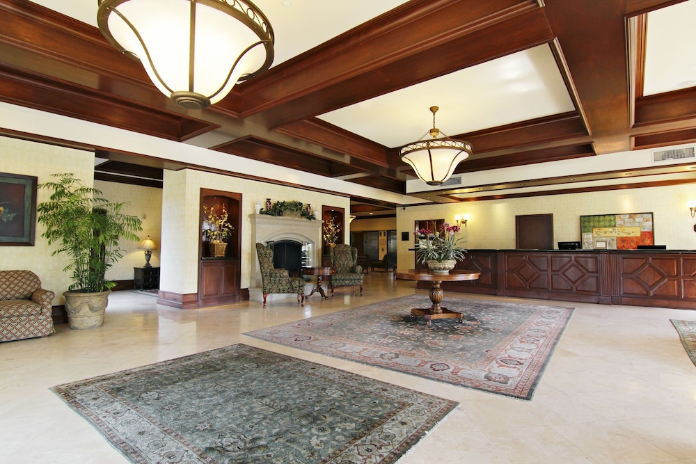 Bay Landing Hotel 8/55