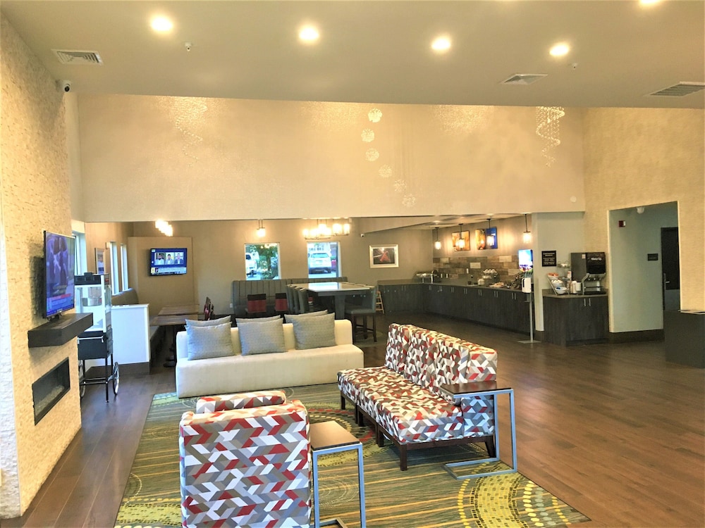 Comfort Suites Nashville Airport - BNA 12/52