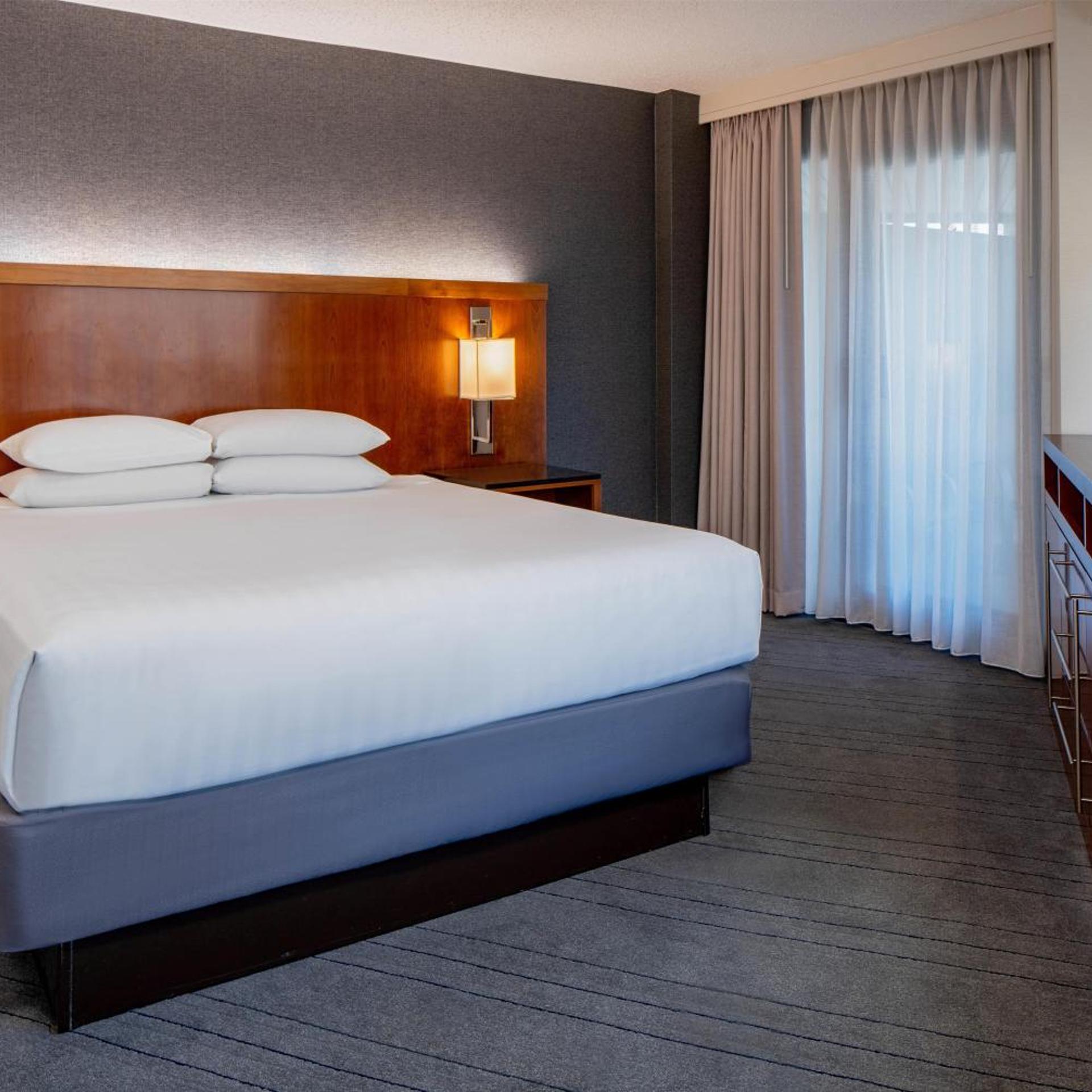 Ambassador, Suite