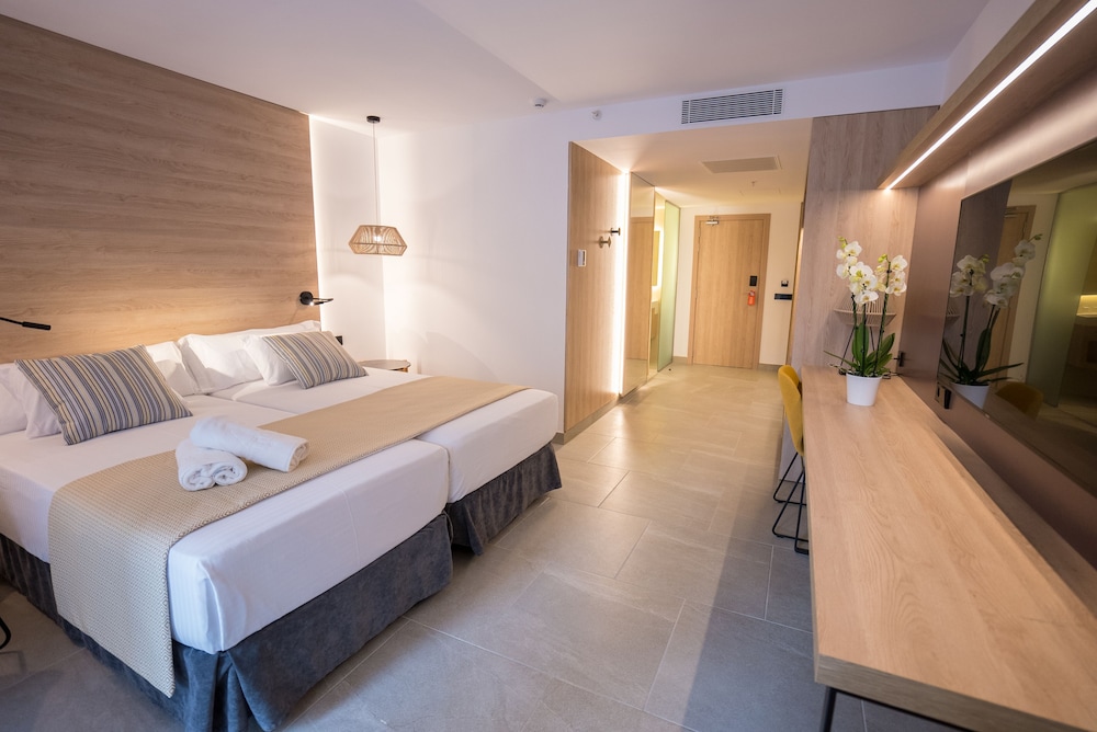 Morlans Suite Hotel Adults Only 11/51