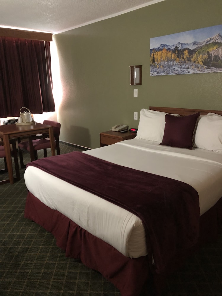 Red River Inn 20/74