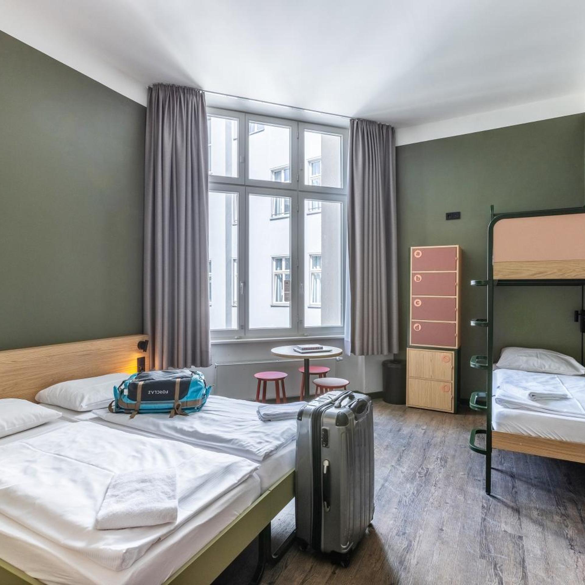 Meininger Hotel Berlin Mitte Humboldthaus Hostel 16/50