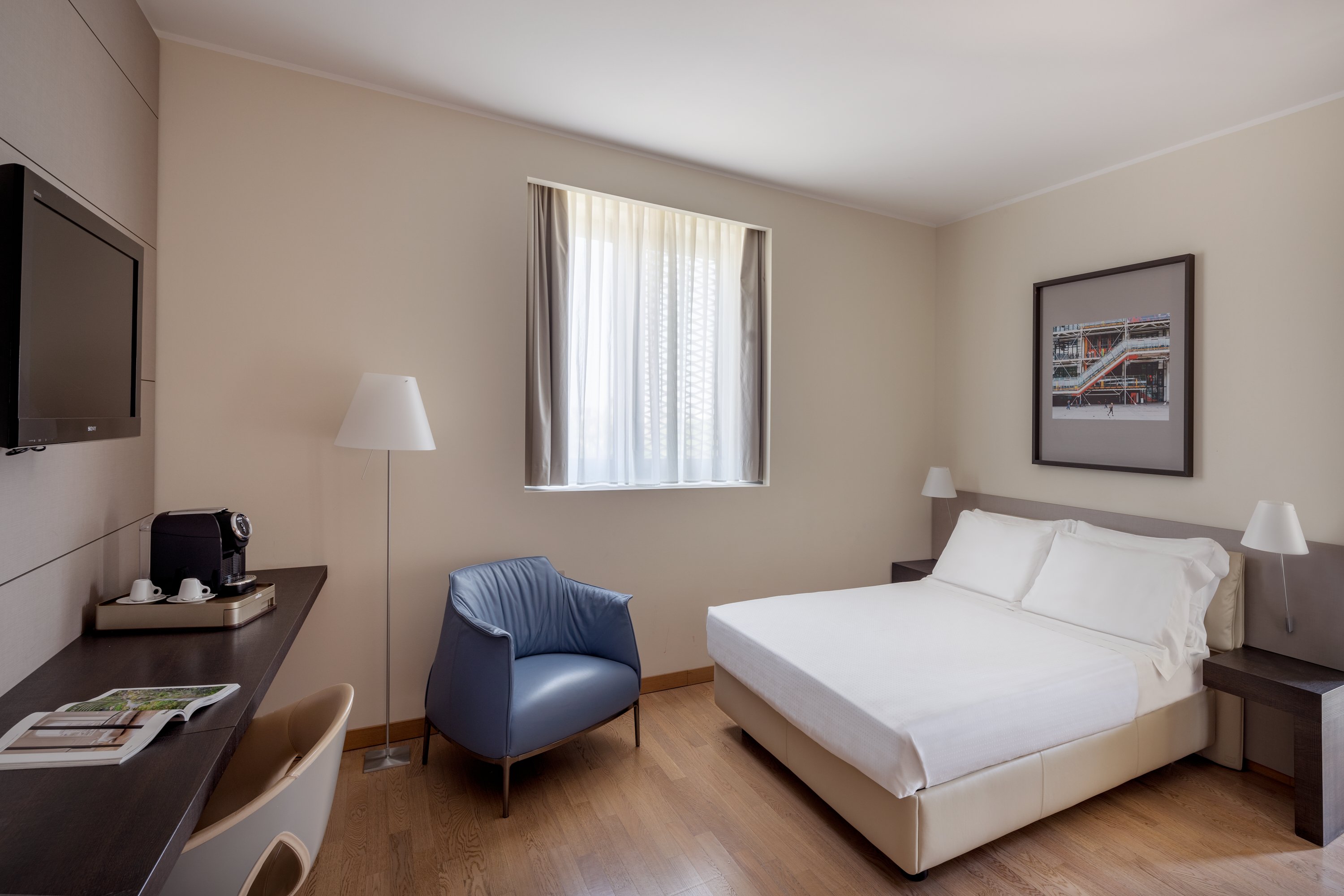 EXECUTIVE, DOUBLE BED