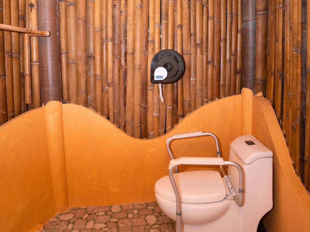 Paree Hut Resort Koh Sichang 13/43