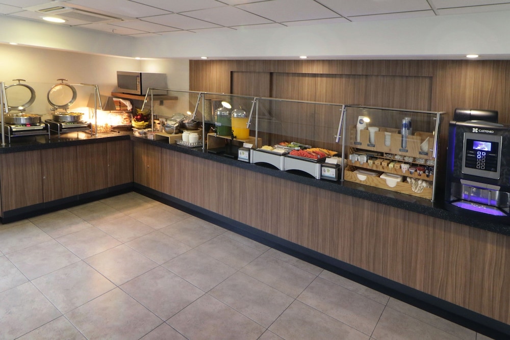 City Express by Marriott Tijuana Insurgentes 10/50