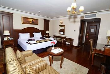 Deluxe, Twin Beds