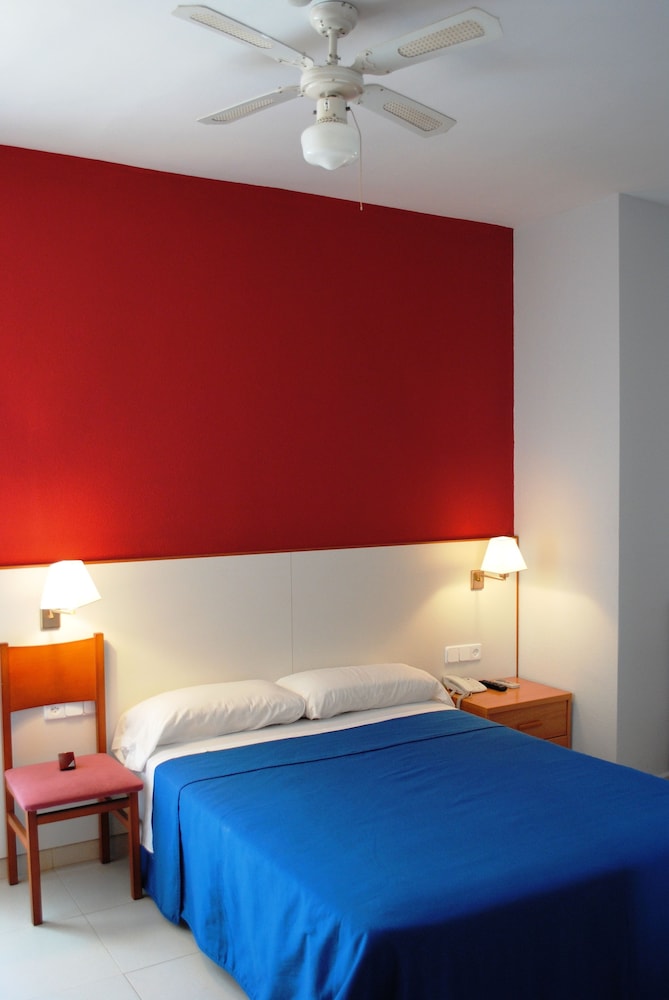 SANT JORDI HOTEL 10/50