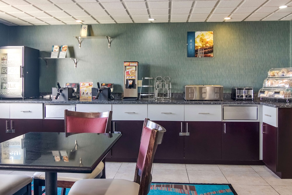 Best Western Dutch Valley Inn 34/40