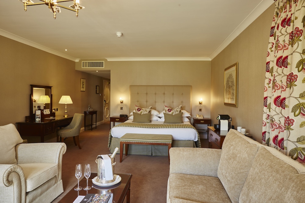 Ashdown Park Hotel And Country Club 55/84