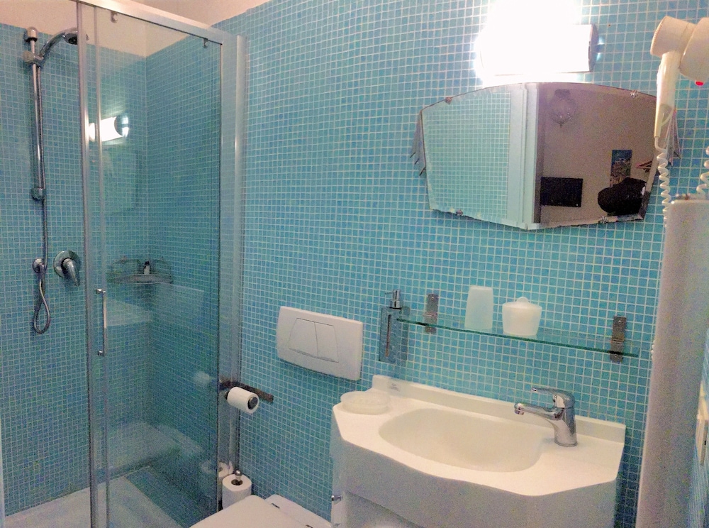 3749 Ponte Chiodo Guest House 41/46