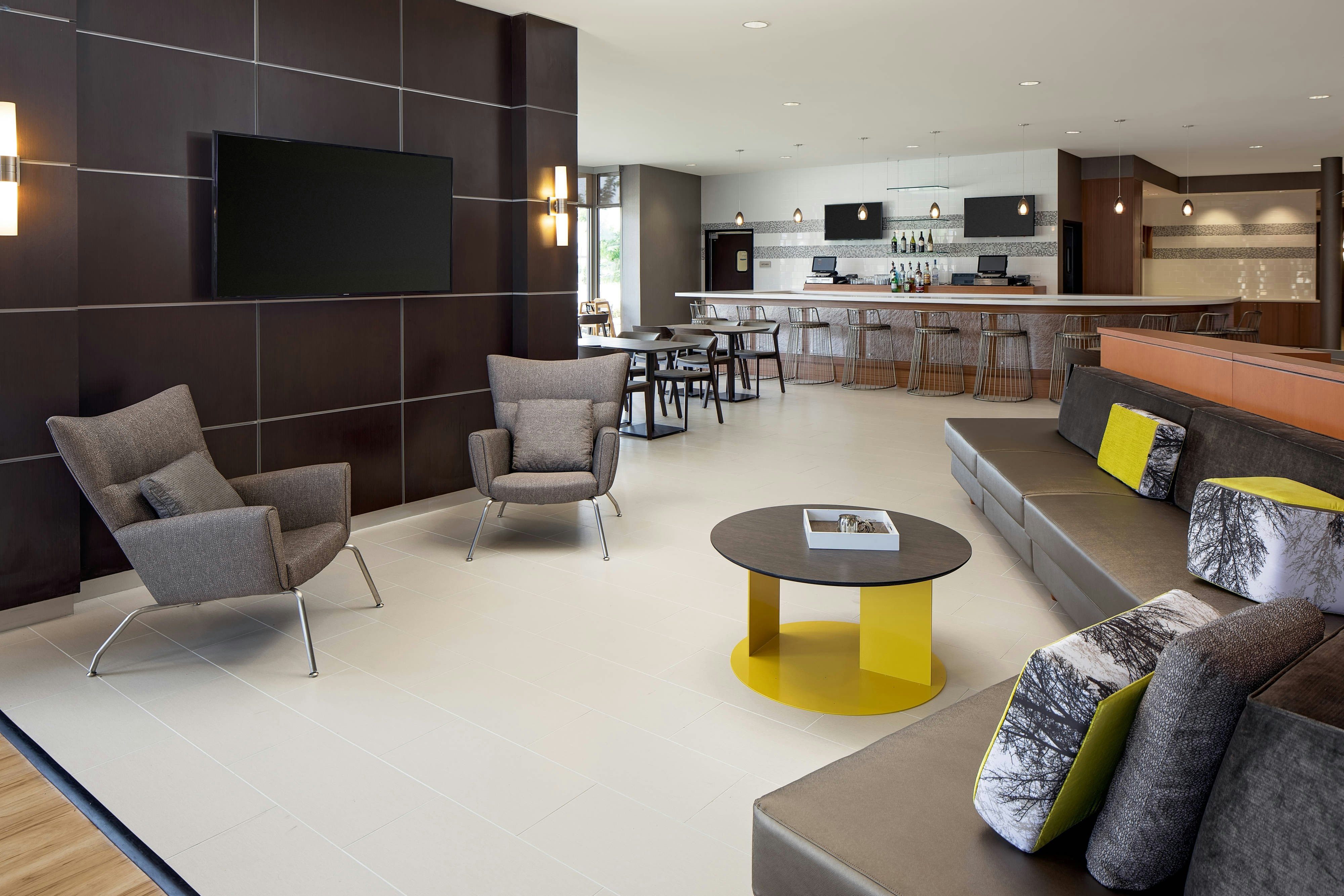 SpringHill Suites Green Bay 19/36