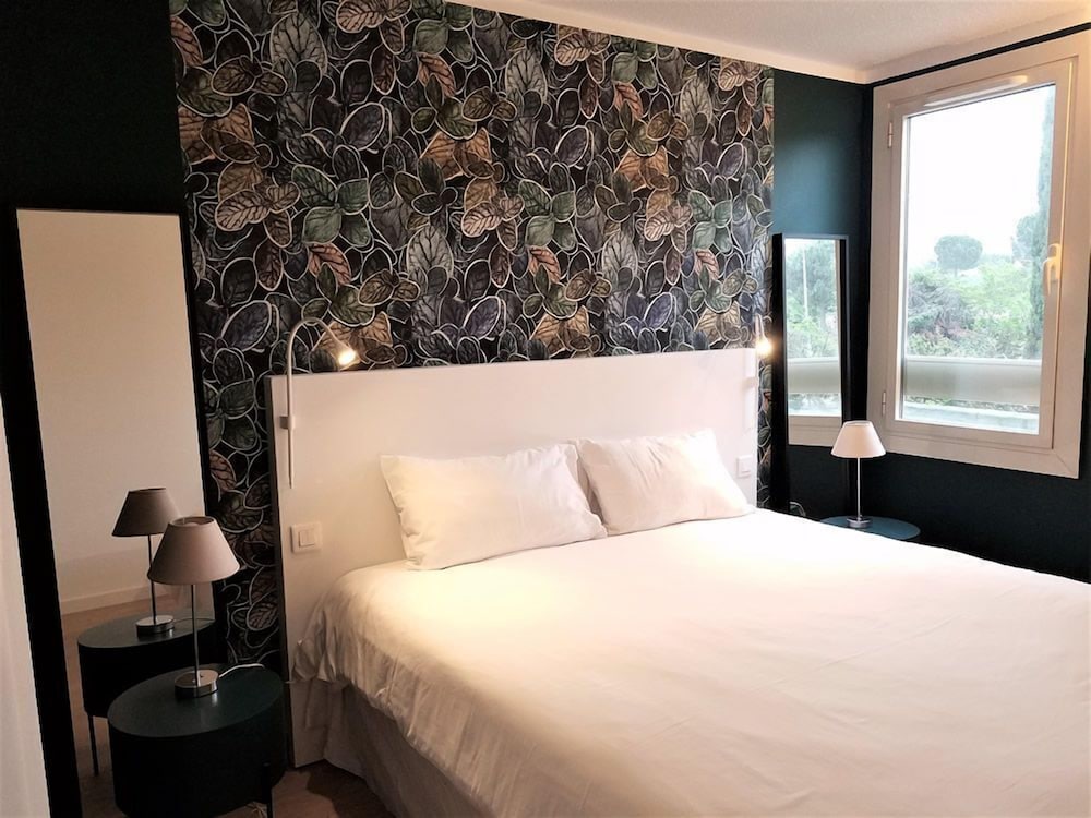 Brit Hotel Marseille Airport 9/50