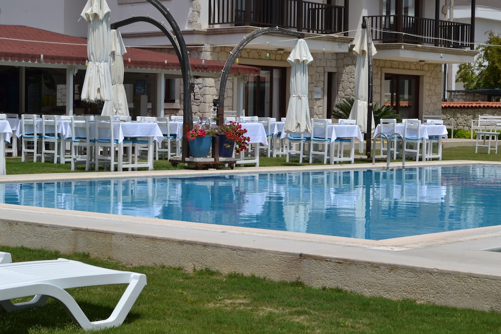 Nea Garden Hotel 3/28