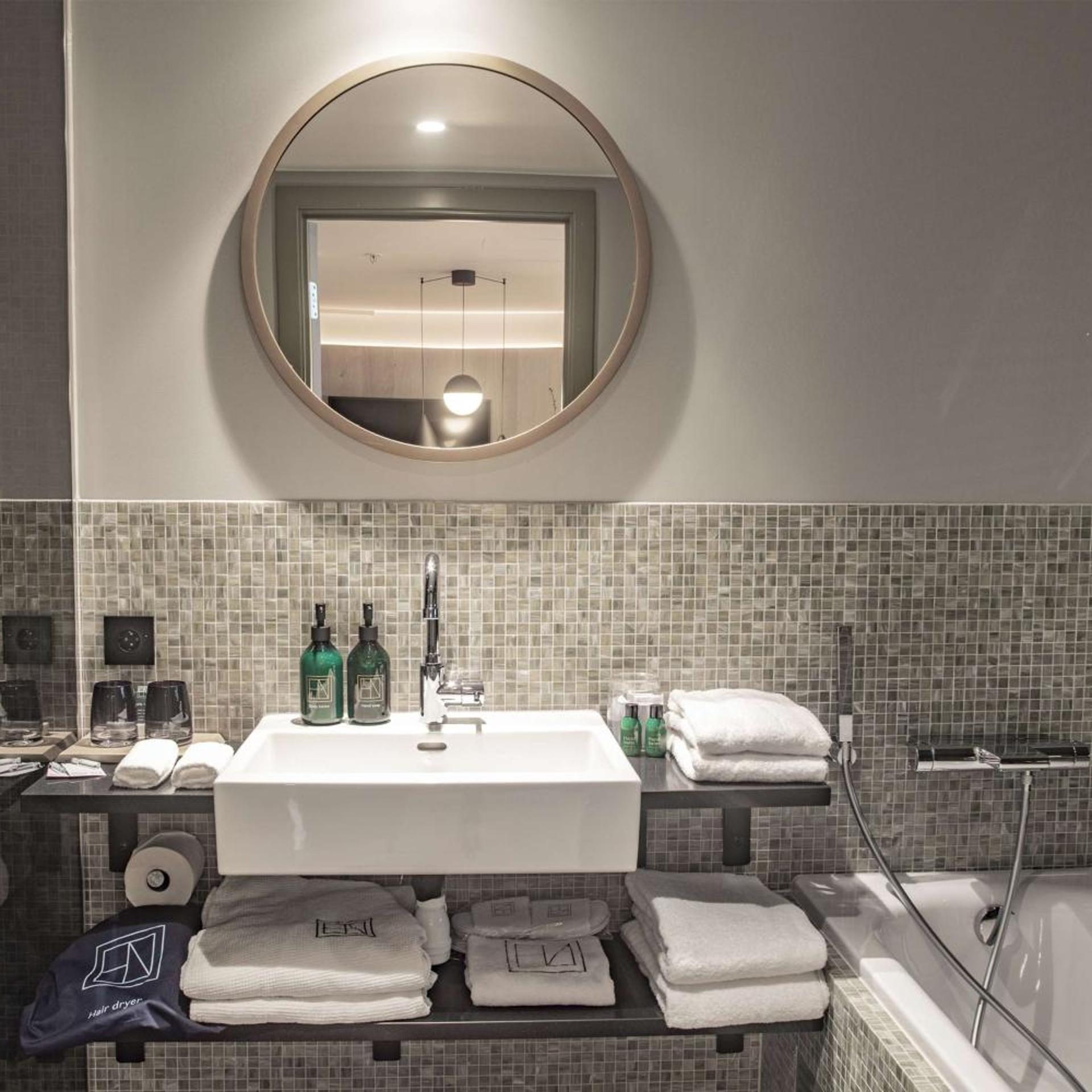 Master, Suite, Lake View, Balcony، Hotel Norge By Scandic 4/5