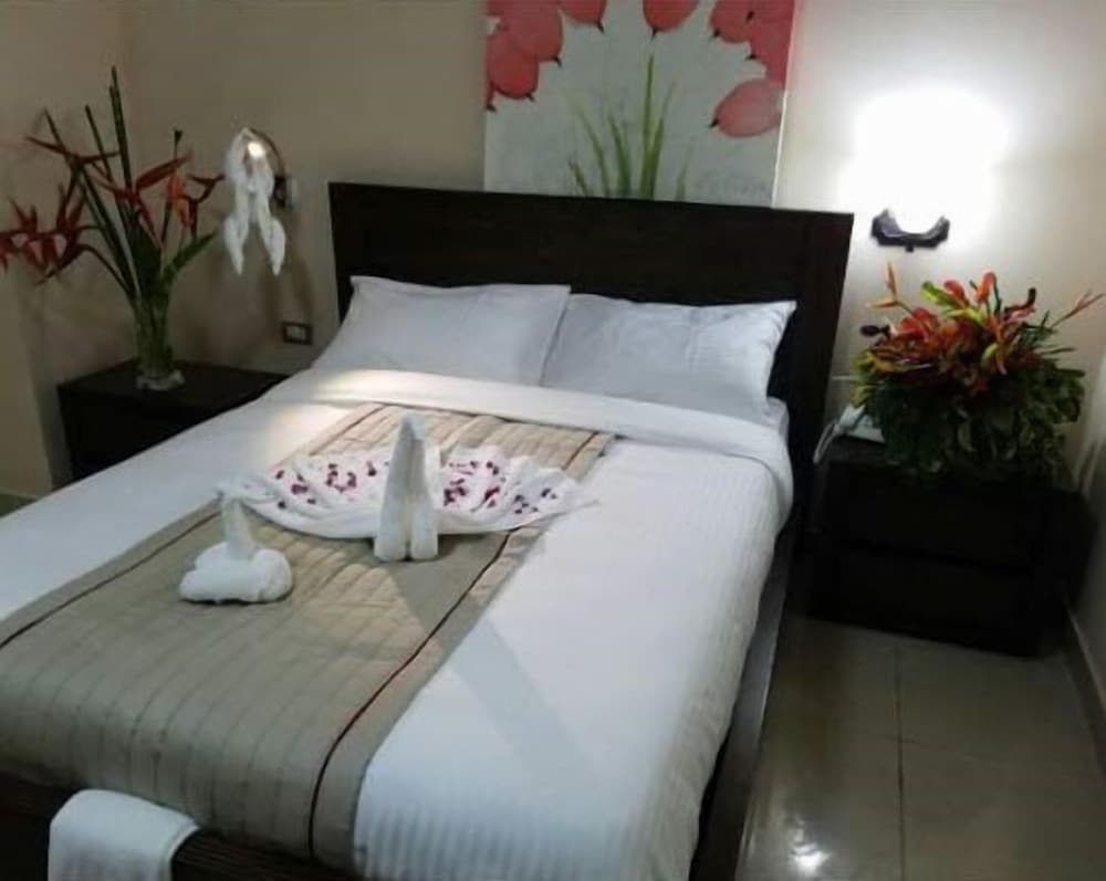 Murex Plaza Hotel and Suites 16/33