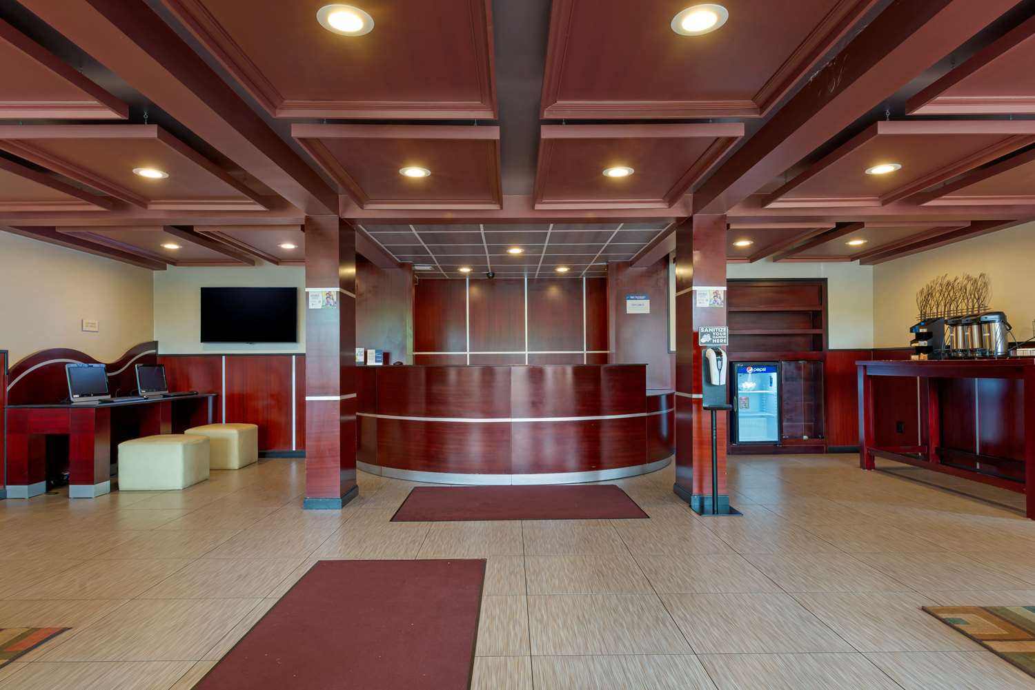Best Western Plus Poconos Hotel 6/43