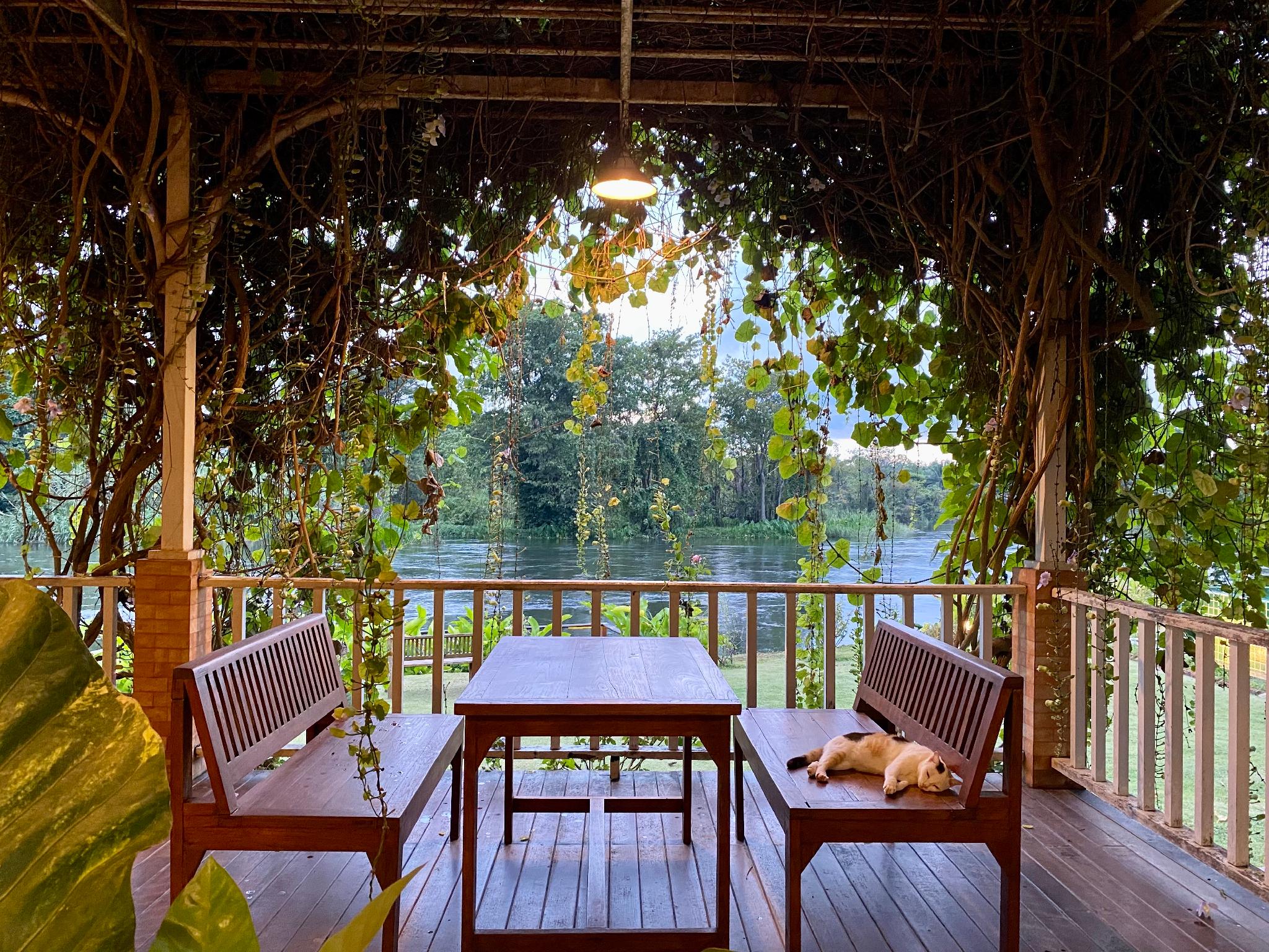 Ruen Maihom Riverside Cottage 36/63