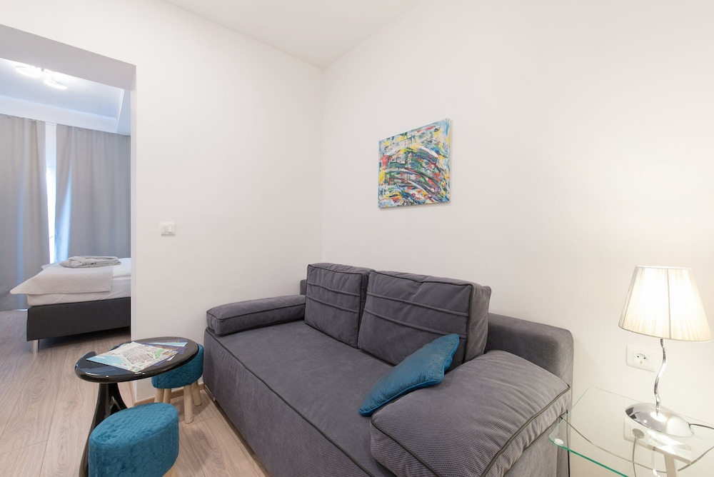 VILLA ZANIC 32/50